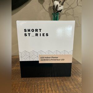 SHORT STORIES LED Indoor Planter, new in box!